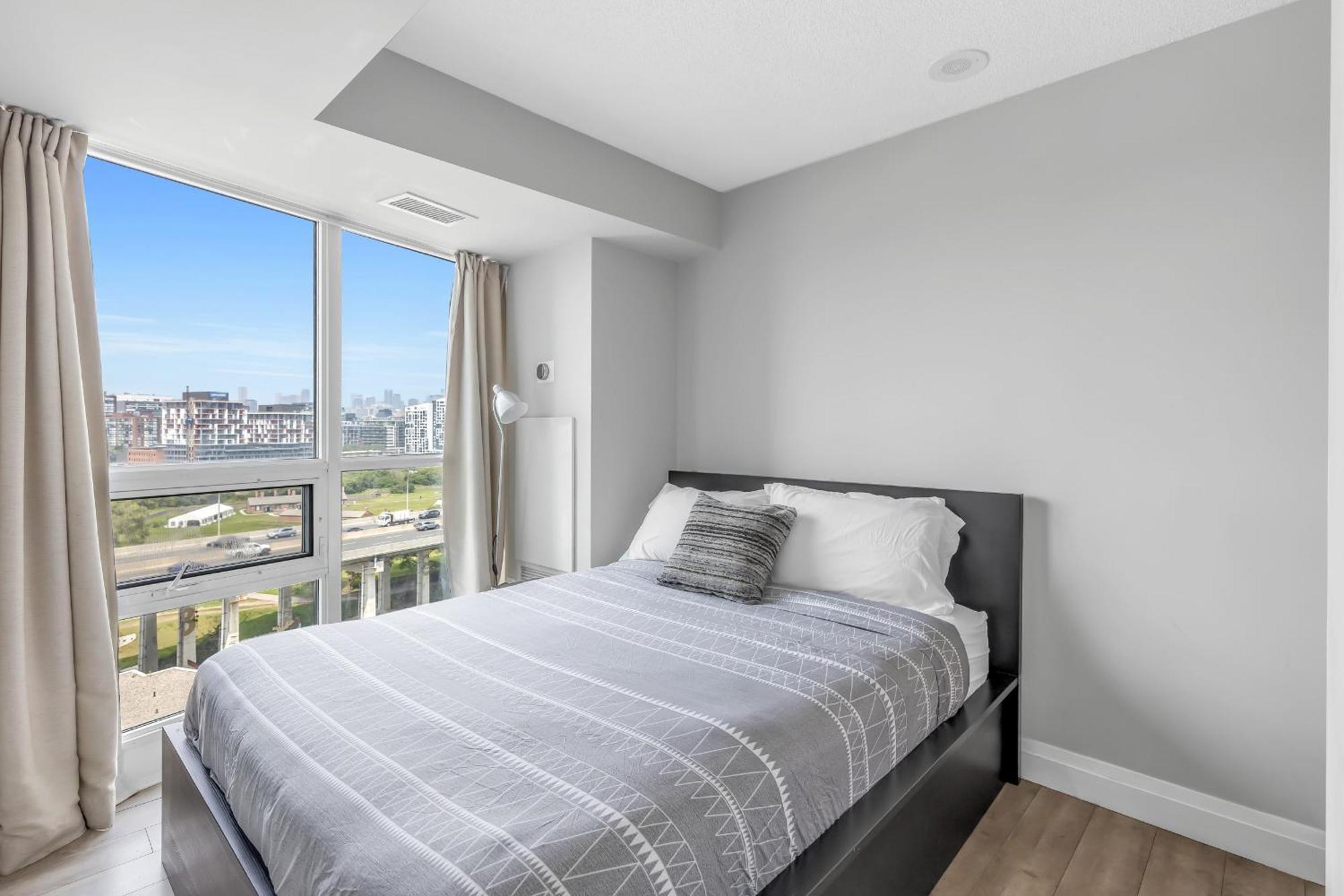 2 Bedroom Waterfront Condo Downtown W/ Free Parking Toronto Luaran gambar